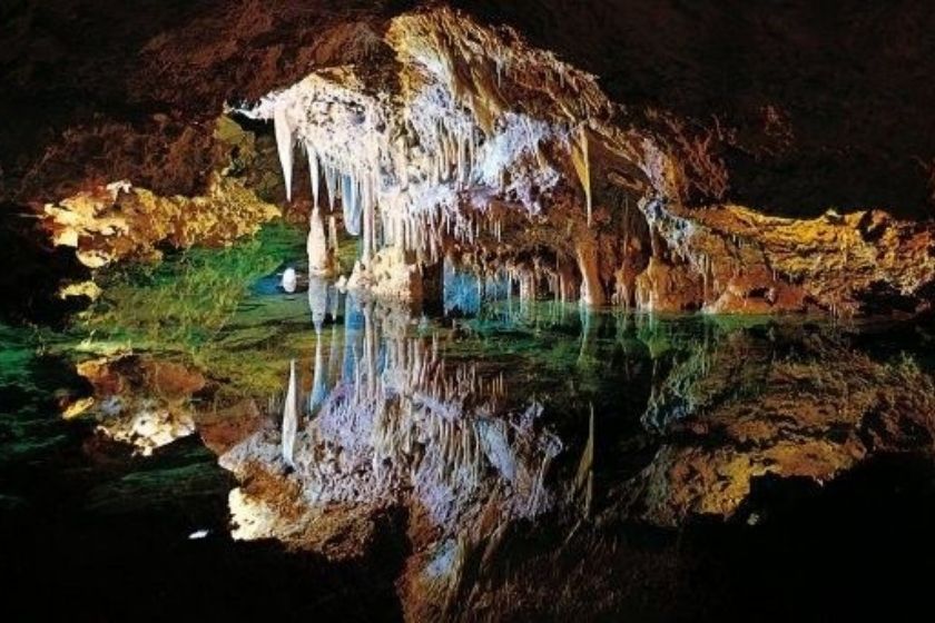 alt Mallorca_cuevas-drach_baleares_intercambio-de-casas, title Mallorca_cuevas-drach_baleares_intercambio-de-casas