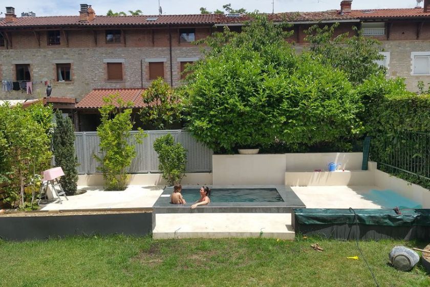 casa con piscina privada en Vitoria