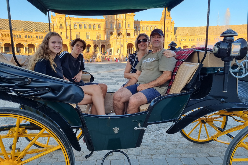 Sevilla intercambiar segunda residencia viaje en coche de caballos