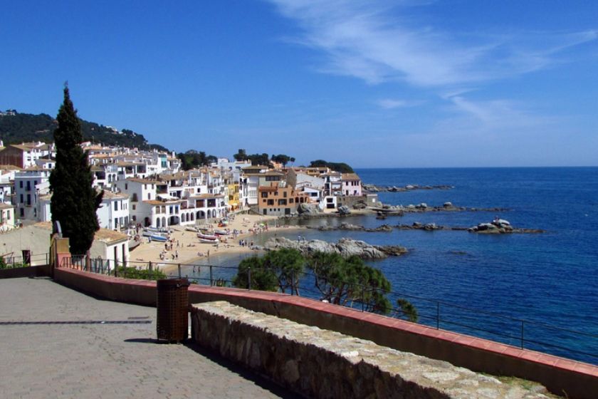 Calella, pueblo mediterraneo en la Costa Brava