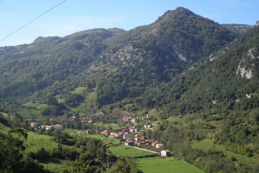 Ruta de las Xanas en Asturias en Santo Adriano