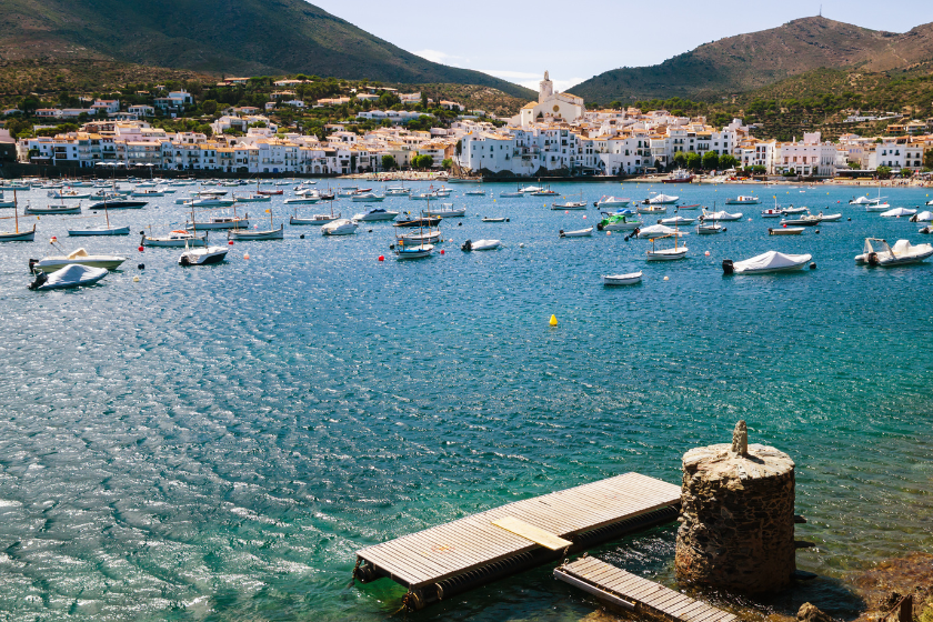 Viajar en abril a Cadaqués