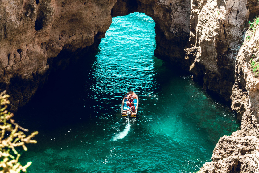 destinos baratos donde viajar en junio Portugal