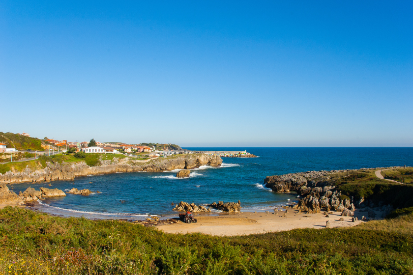 destinos baratos en agosto Llanes