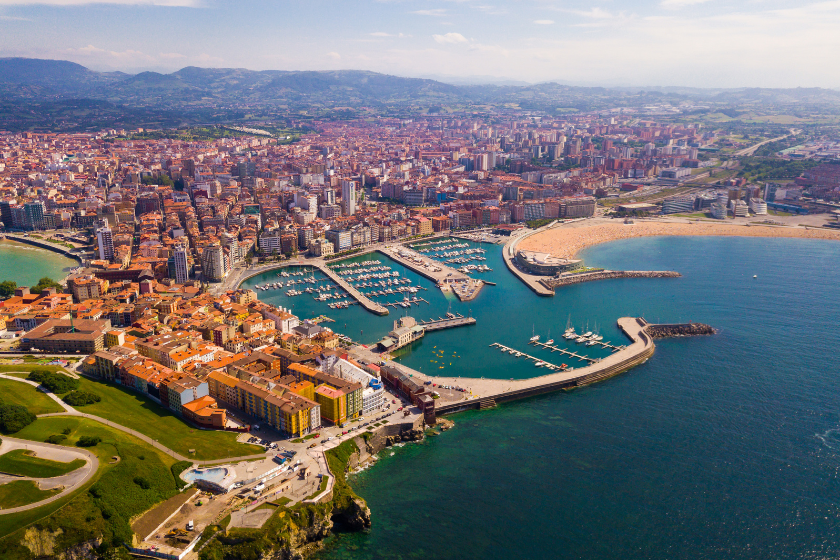 ciudades más turísticas de España Gijón