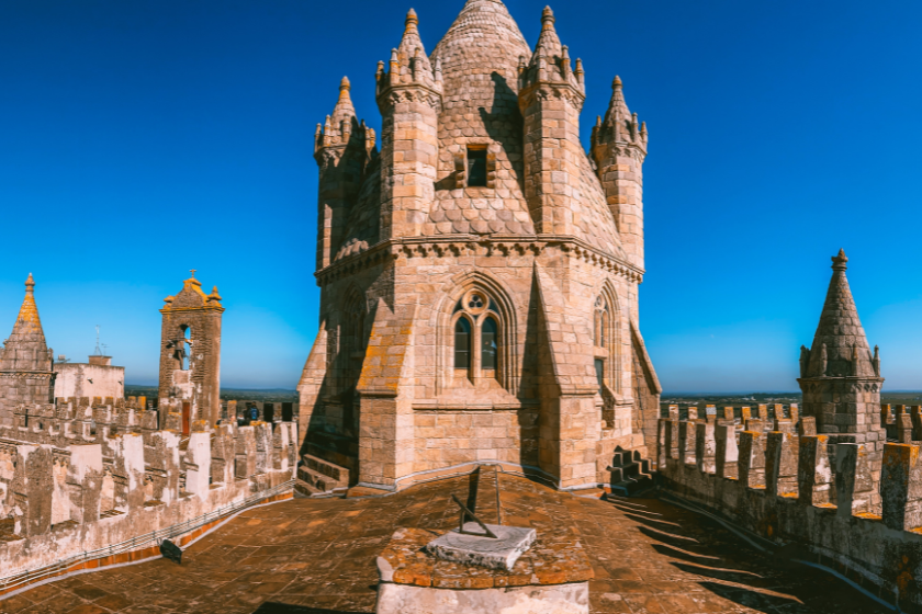 ciudades más bonitas de Portugal Evora