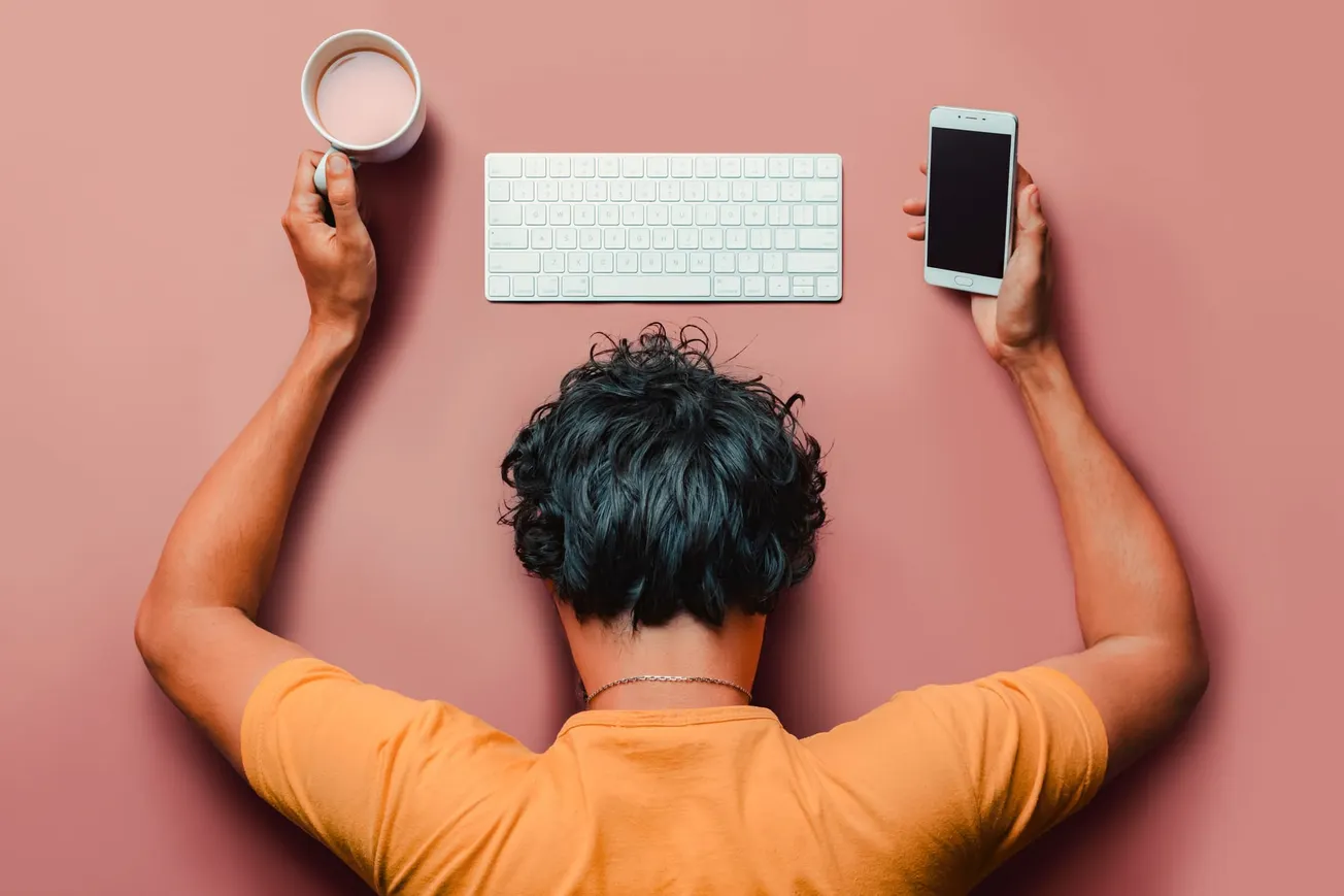 How the “2‑Hour Rule” Helps Burned‑Out Creators Reclaim Their Spark