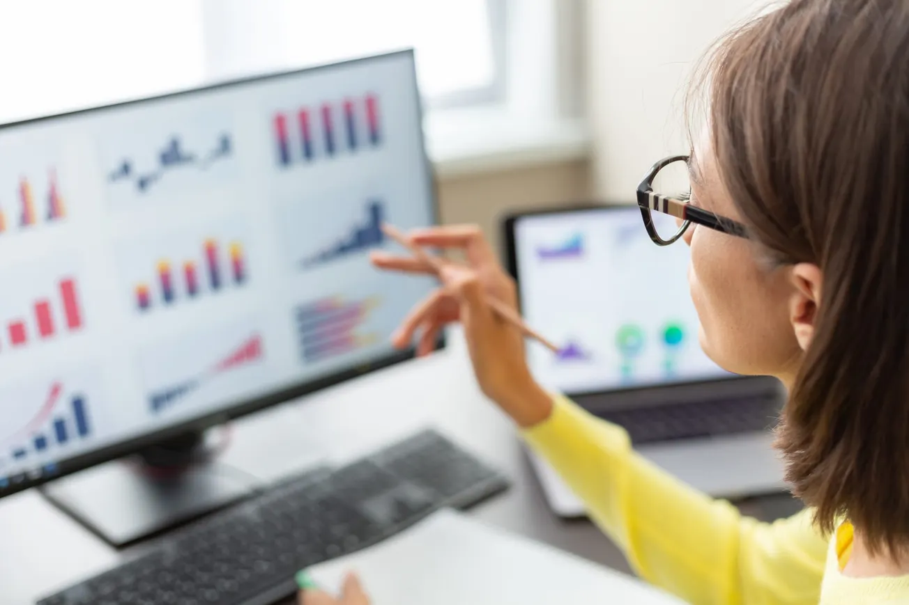 Choosing the Right Insight Tools: Native Analytics vs. Supermetrics Solutions