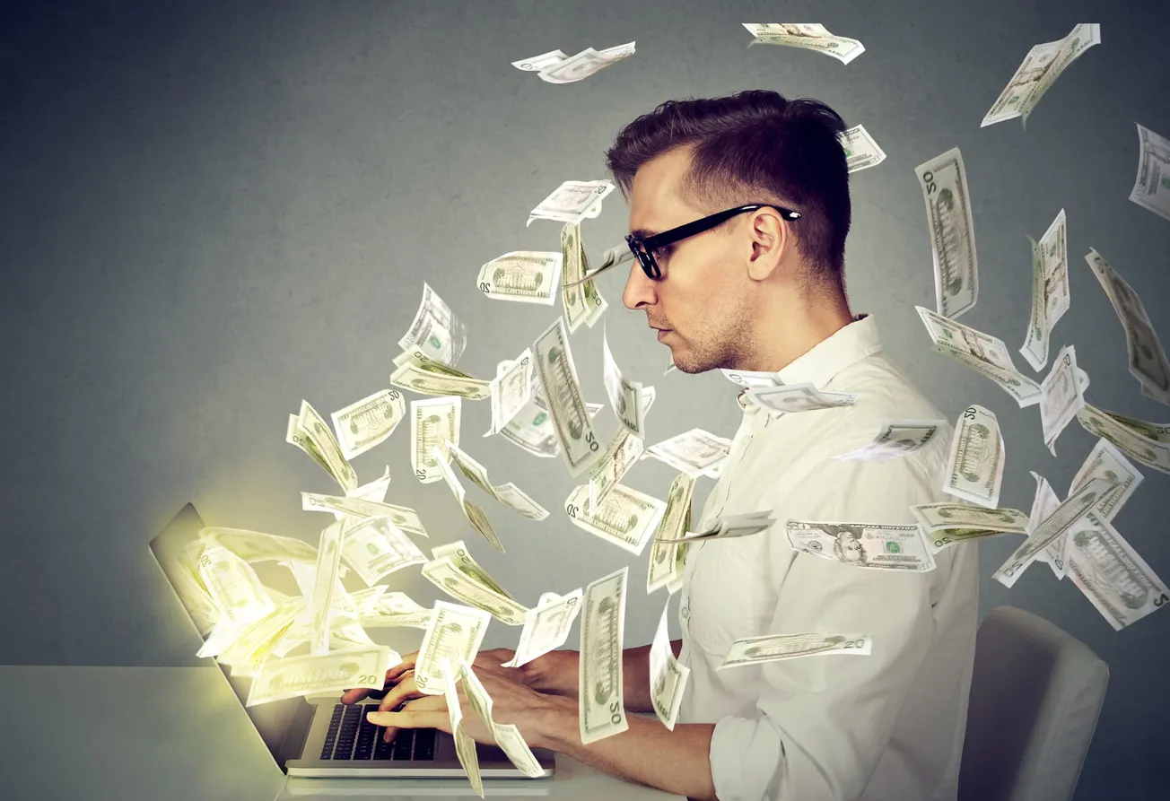 Smart Ways to Make Money on Social Media in 2025