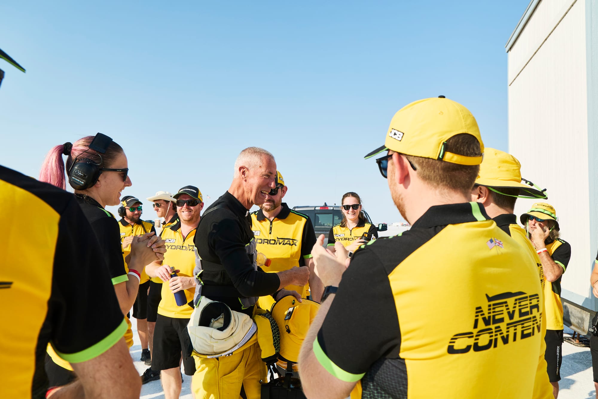 JCB Hydromax Powers To 368.347mph On Road To FIA Record Attempt