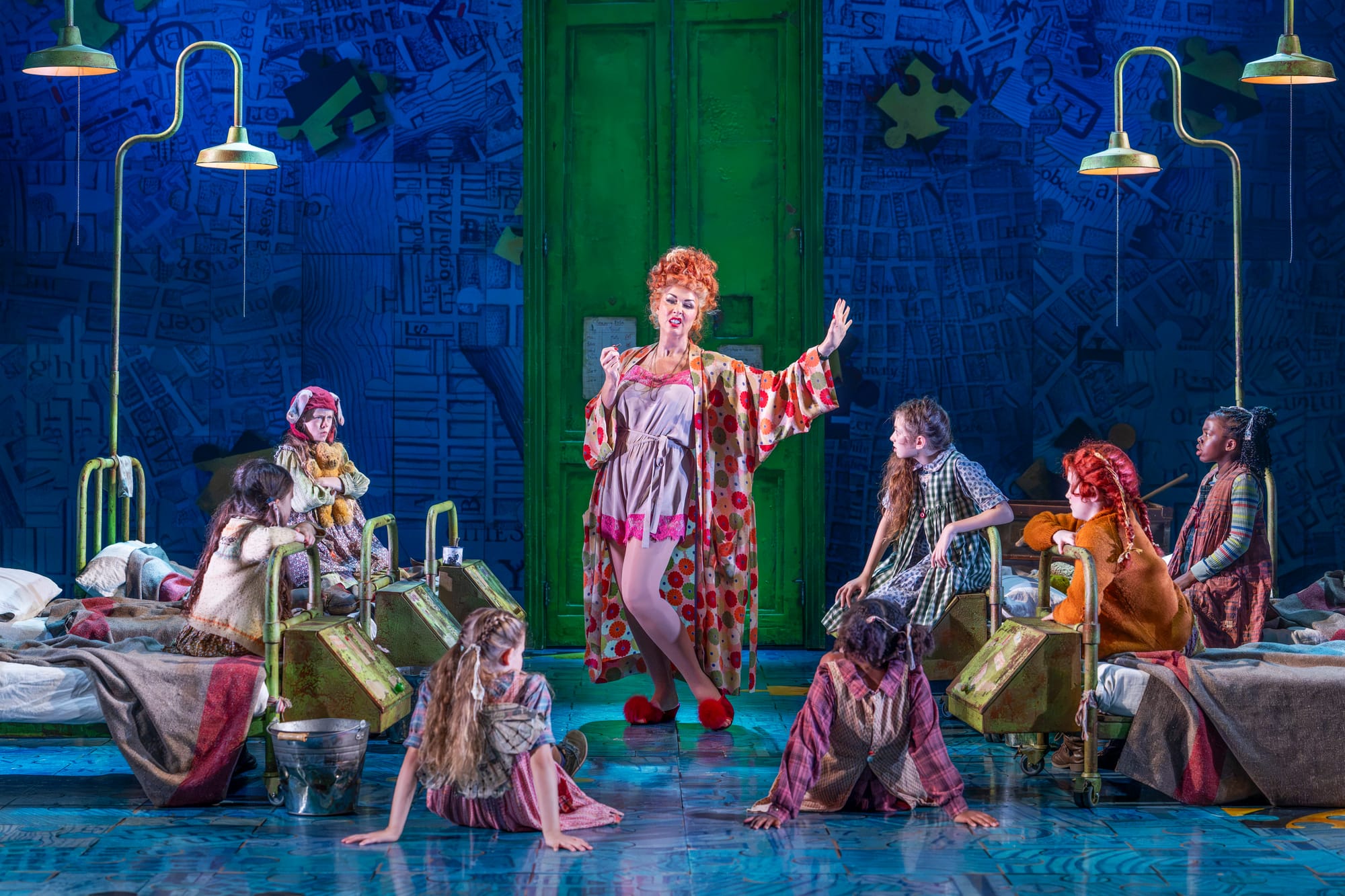 REVIEW: Annie brings sunshine, laughter and pure theatrical joy to Stoke-on-Trent's Regent Theatre