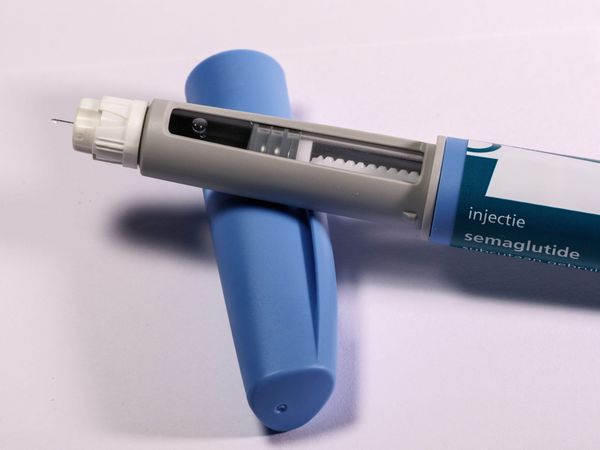 Three minutes: It’s dangerously easy to get weight loss drugs
