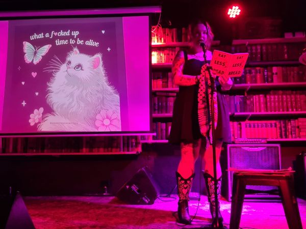 FNC - Cheating Christian vloggers & Bridgerton bodice rippers