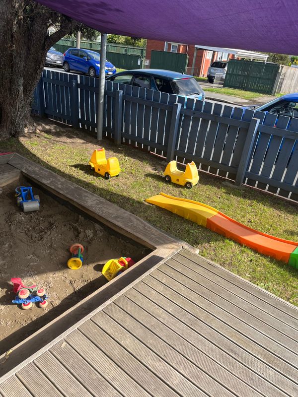 FNC - flirting chat bots, NYTerfs, and a fat cat