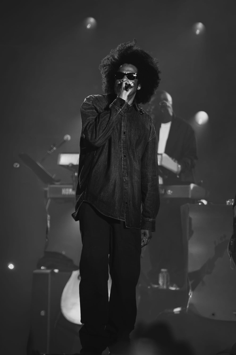 Jay-Z’s Comb-Out at Roots Picnic Highlights Ignorance About Black Hair