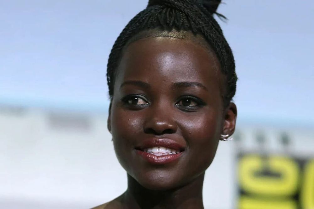 Teacher Schools White People Who Have a Problem With Lupita Nyong’o As Helen of Troy