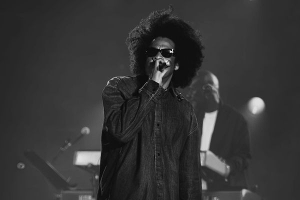 Jay-Z’s Comb-Out at Roots Picnic Highlights Ignorance About Black Hair