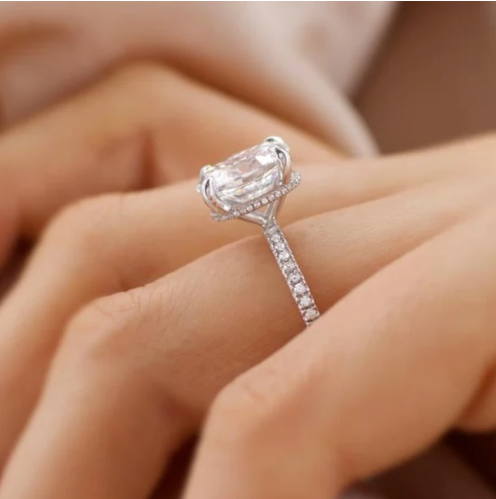 Ethical Sustainable Affordable Lab Grown Diamond and natural diamond Engagement Rings UK