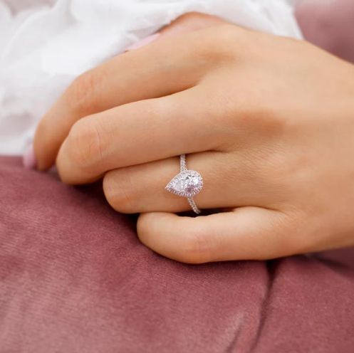 Ethical Sustainable Affordable Lab Grown Diamond and natural diamond Engagement Rings UK