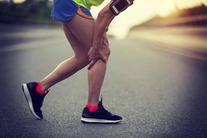 7 Best Running Shoes for Knee Pain for 2022 With Buying Guide