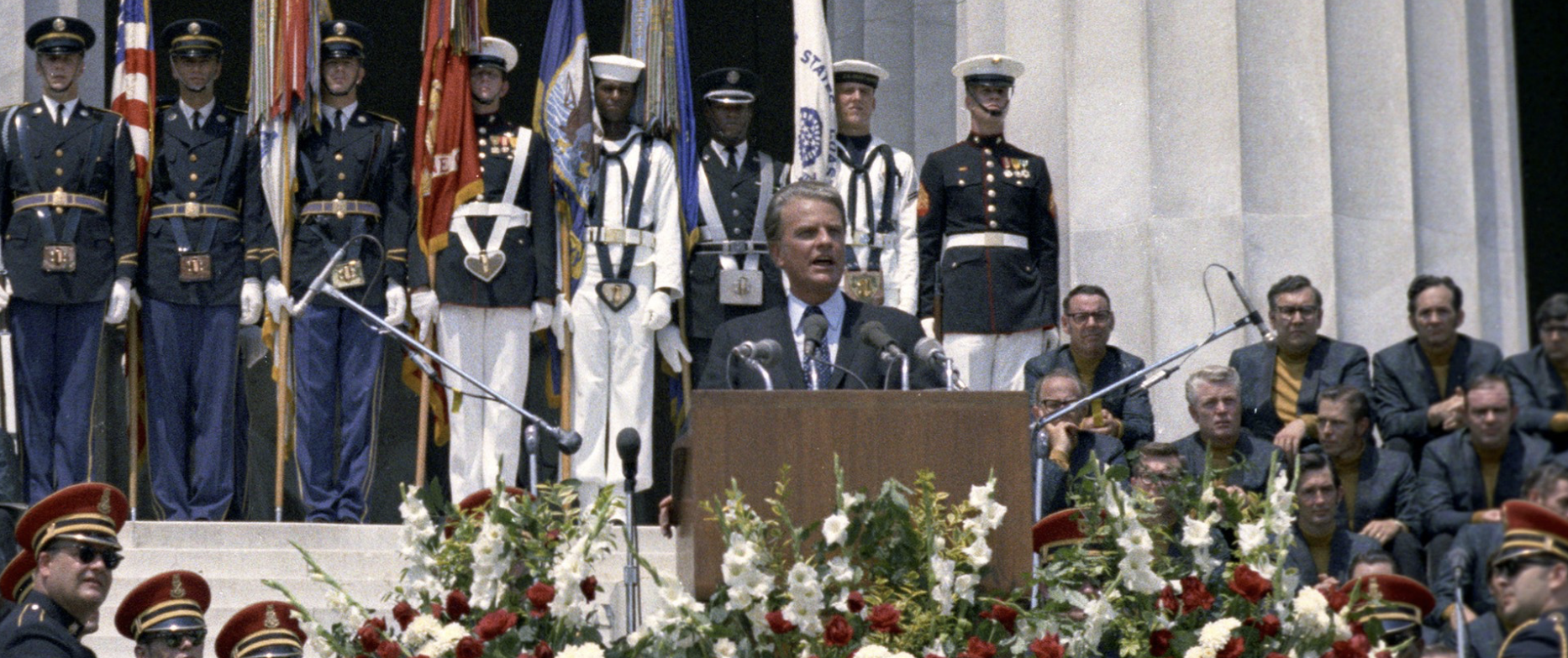 https://billygrahamlibrary.org/honoring-america/