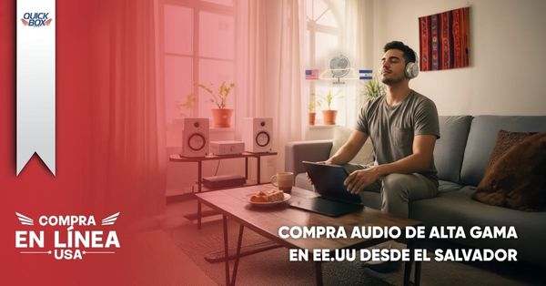 Hombre disfrutando del sonido envolvente de sus audífonos comprados en Amazon