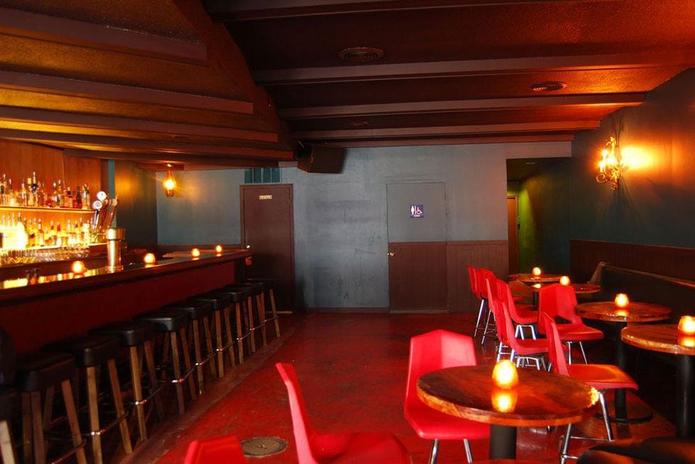 The Problem With Trying to Save SF’s Vanishing Dive Bars