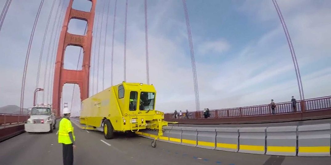 You Need to Watch The Golden Gate Bridge Zipper In Action