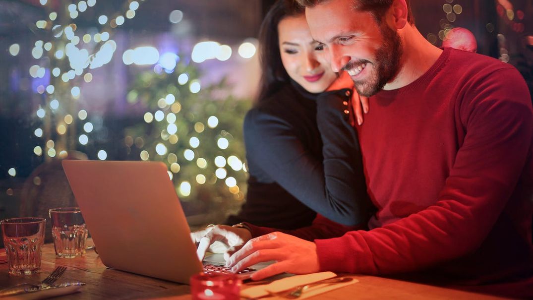 1 in 4 Silicon Valley Employees Has Had a Love Affair at Work