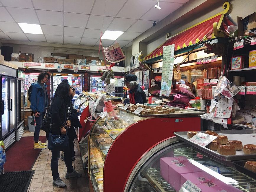 The History of Chinatown’s Oldest Bakery