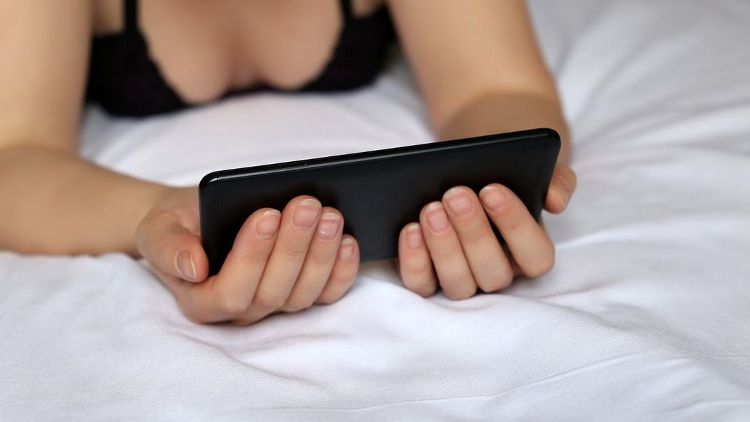 SF Sex Workers Turn to OnlyFans, Premium Porn Sites to Make Rent