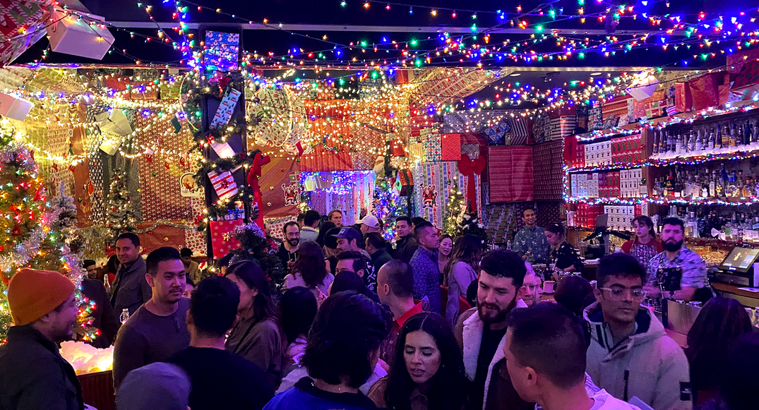 Pop-up bar takes over on Sutter Street with plenty of Christmas spirits