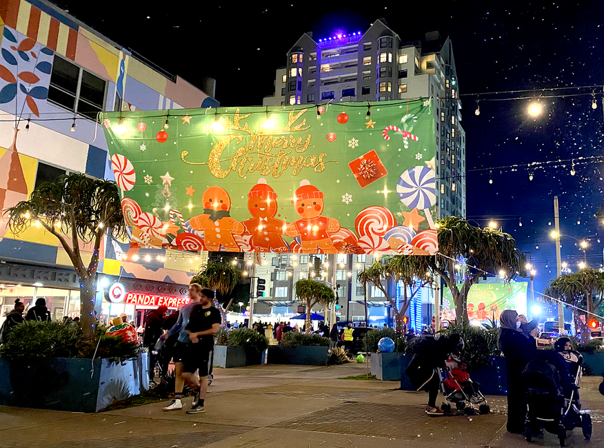 The annual Fillmore block party warmed my holiday spirit