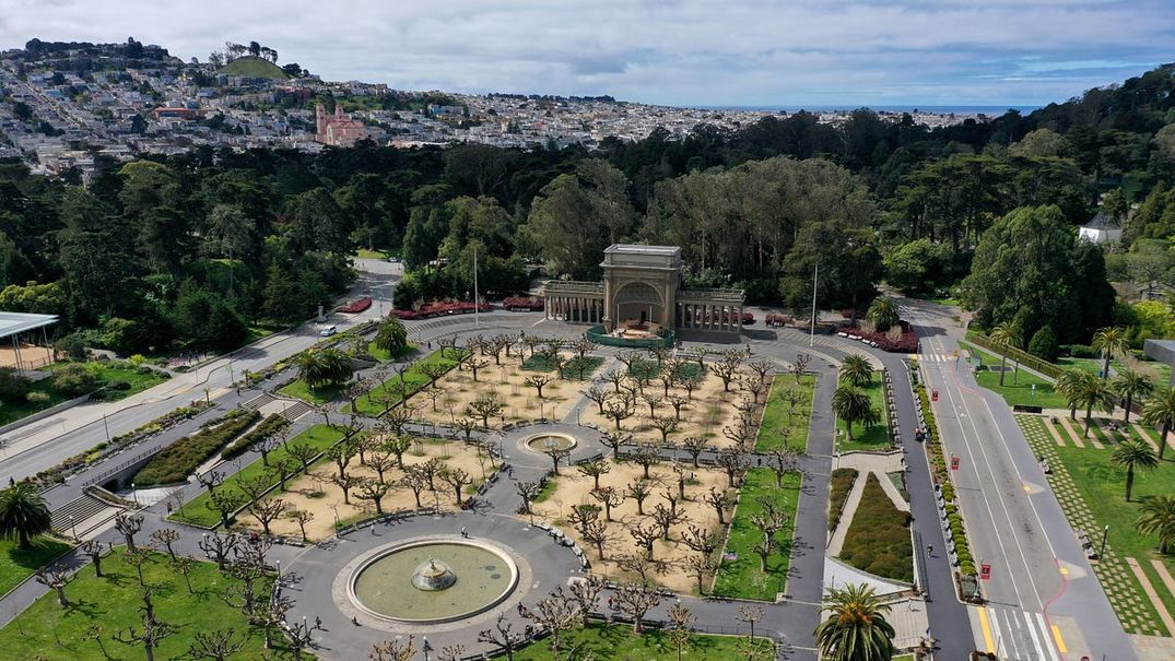 My Favorite Corner of SF: The Music Concourse at Golden Gate Park