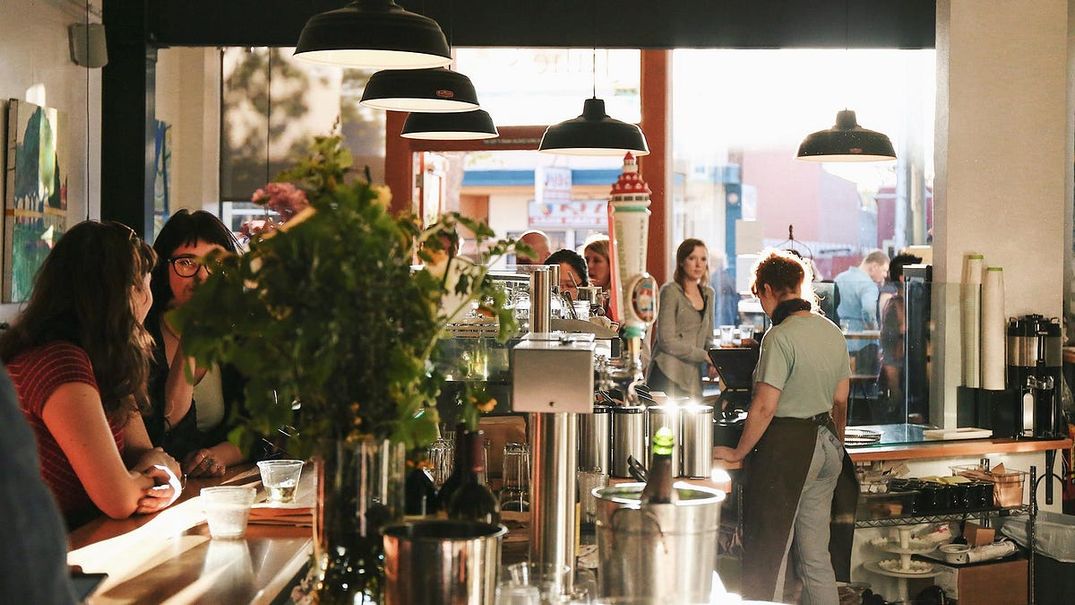 At These Cafés in Oakland, People Actually Talk to Each Other