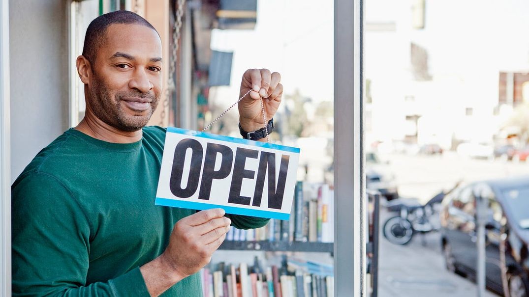 Where Should I Buy Books in Oakland?