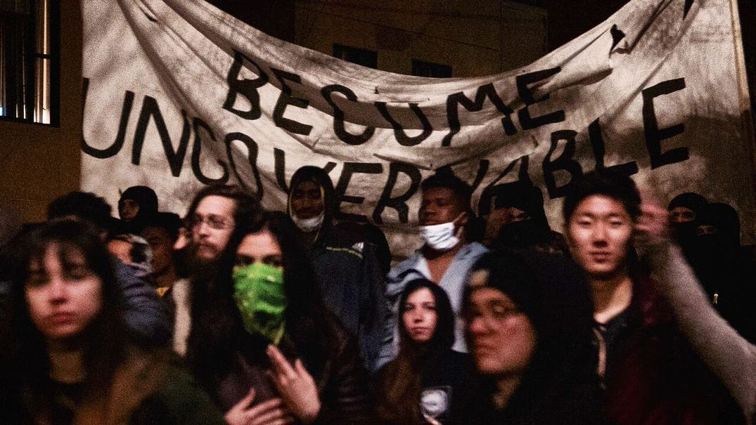 Photos: Berkeley Protest Against White-Supremacist Milo Yiannopoulos