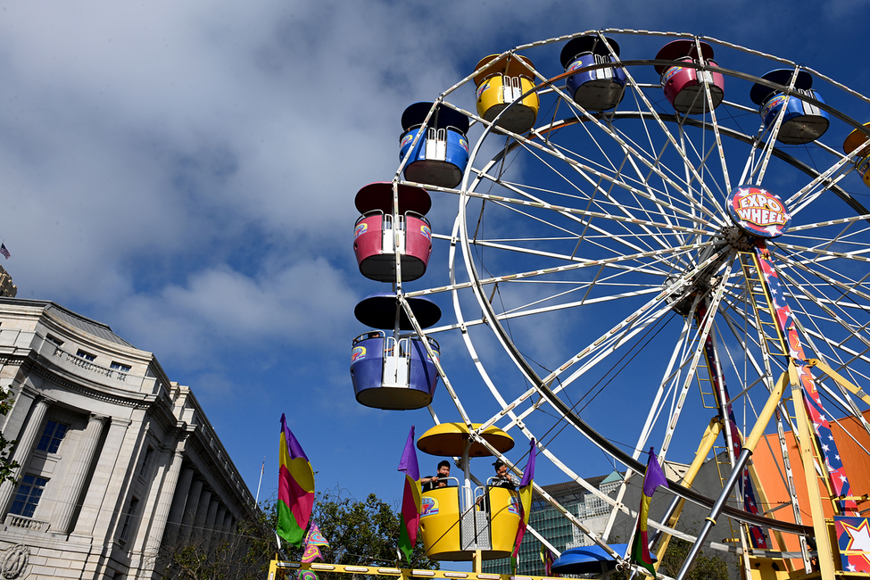 Was the SF Civic Center carnival successful?