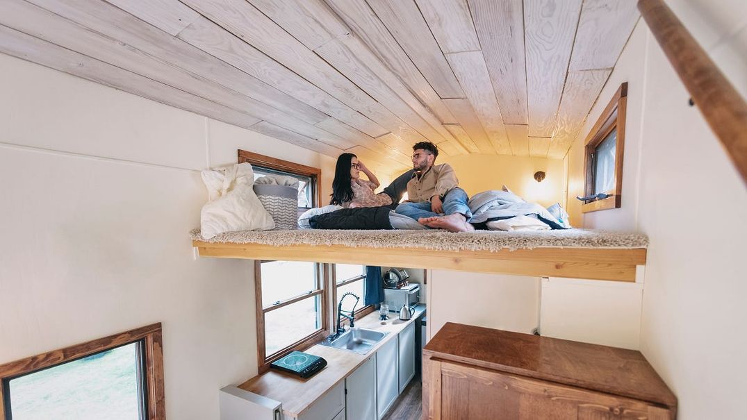 I Am an Additional 400 Square Feet of an SF Apartment, and You Want Me So Bad