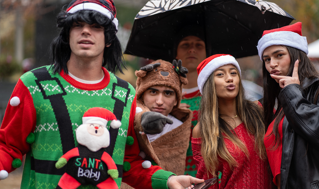 I thought SantaCon would be a disaster — it was a delightful mess instead