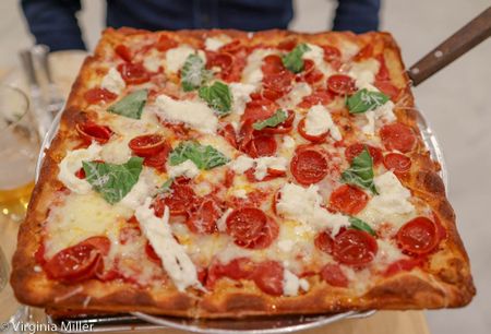 Image of: A pizza master opens her first place in Berkeley