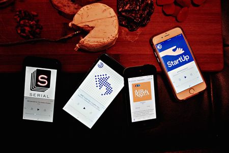 Image of: Podcasts Are the New Book Club