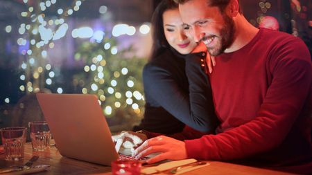 Image of: 1 in 4 Silicon Valley Employees Has Had a Love Affair at Work