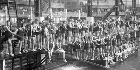 Image of: Rare Photos of Sutro Baths on its 119th Anniversary