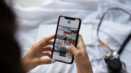 Image of: A Super Easy Way to Disrupt Your Phone Addiction