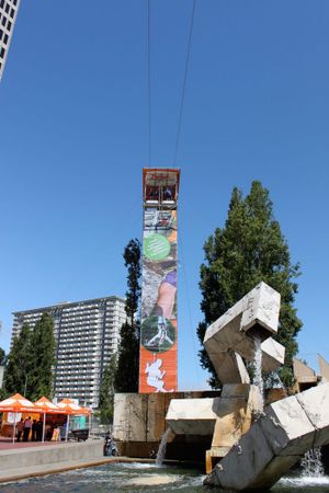Image of: Ride the Urban Zipline at the Embarcadero