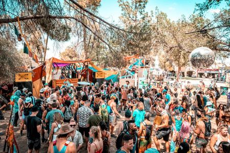 Image of: A Recap of Lightning in a Bottle 2022 and the Return of Festival Season
