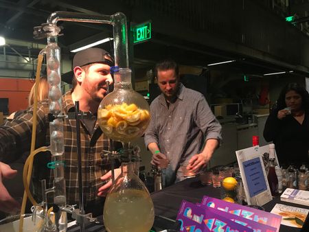 Image of: The Science of Cocktails Is Drinks and Science in the Name of Education