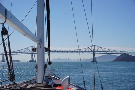 Image of: What It’s Like Living on a Sailboat in the San Francisco Bay