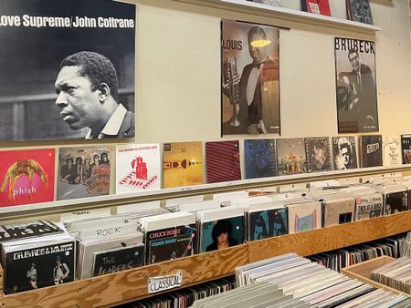 Image of: Groove Yard in Oakland: A place where vinyl has always been king